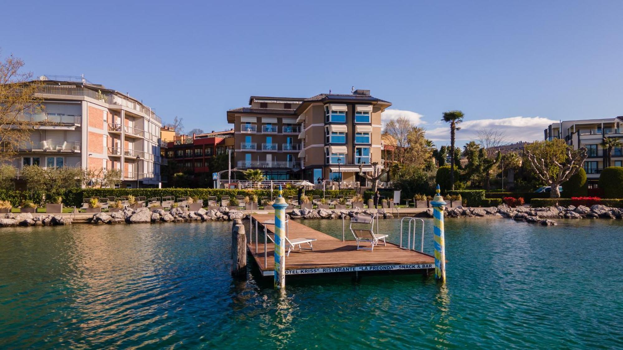 Kriss Internazionale Hotel Bardolino Exterior foto