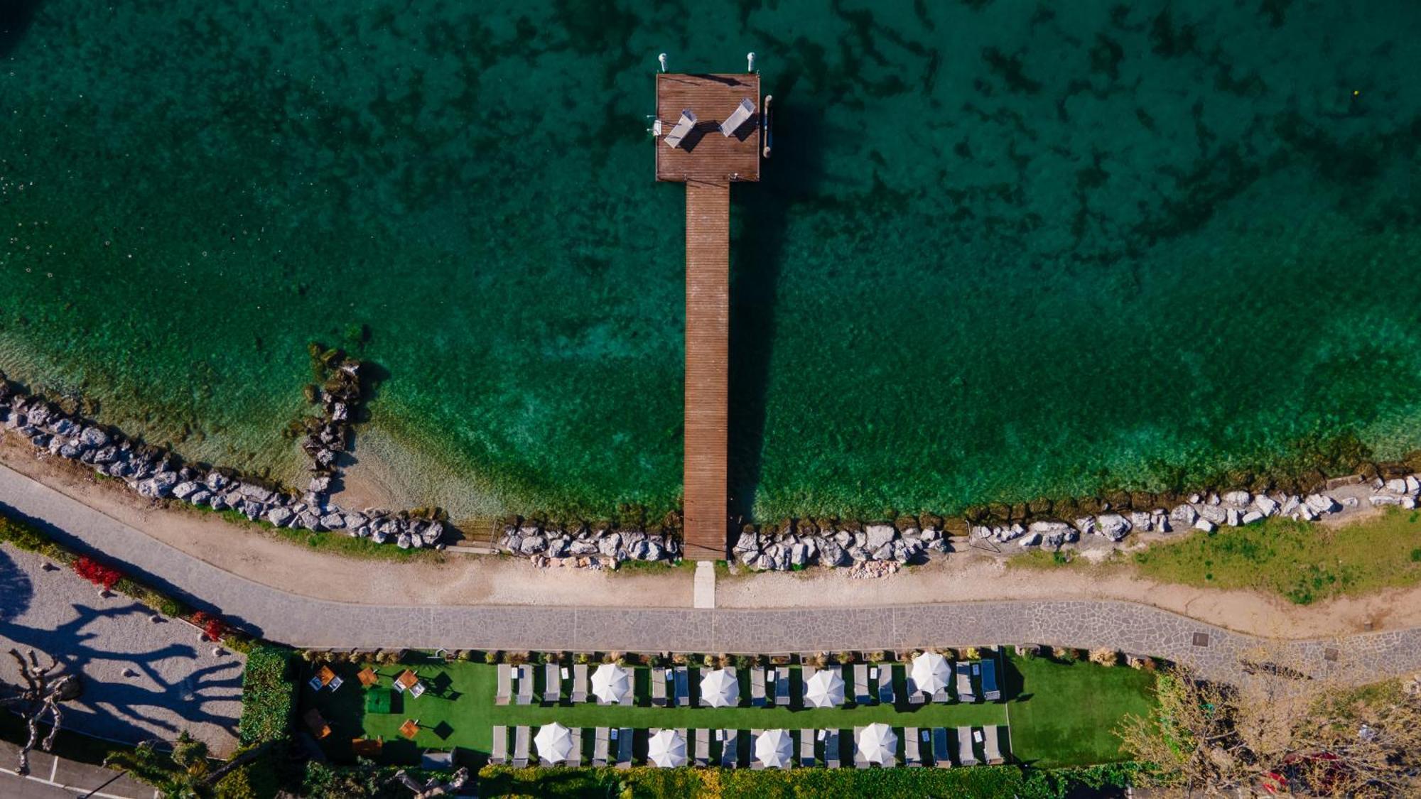 Kriss Internazionale Hotel Bardolino Exterior foto