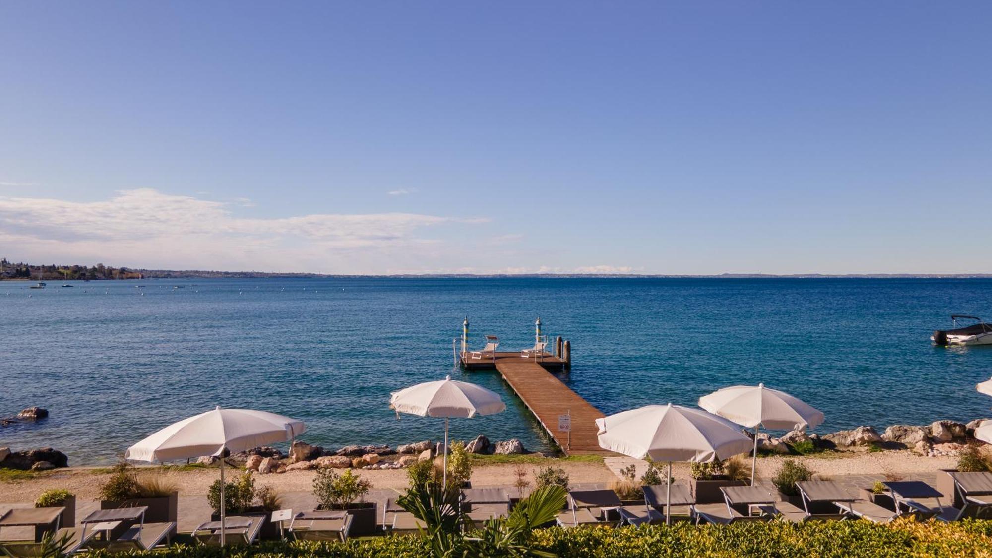 Kriss Internazionale Hotel Bardolino Exterior foto